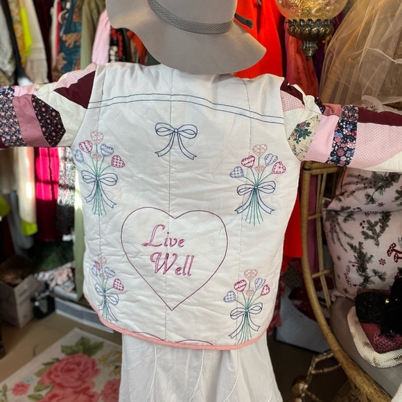 Vintage OOAK Handmade Quilted Embroidered Chore Barn Cottage Coat Jacket - Picture 3 of 8